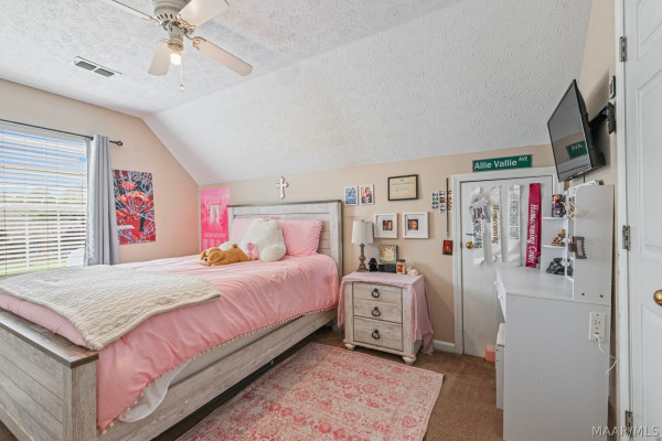 831 HEATHER Drive