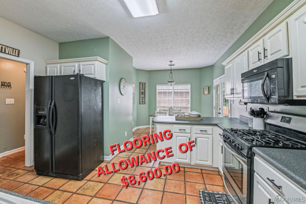 831 HEATHER Drive