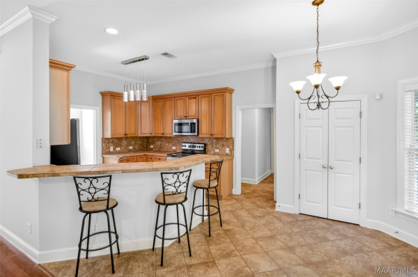 8713 MORNING Place