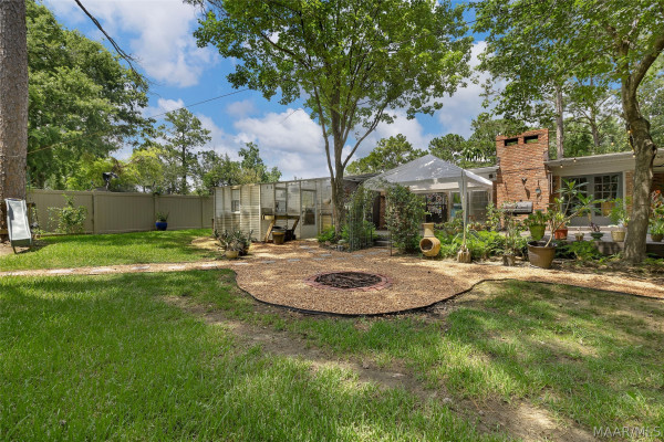 2832 S Colonial Drive