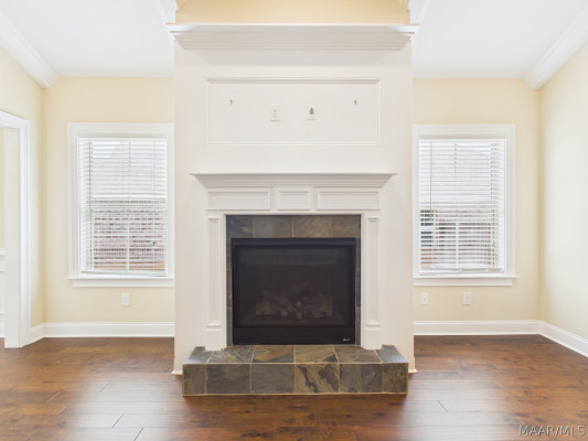 906 Delaney Drive