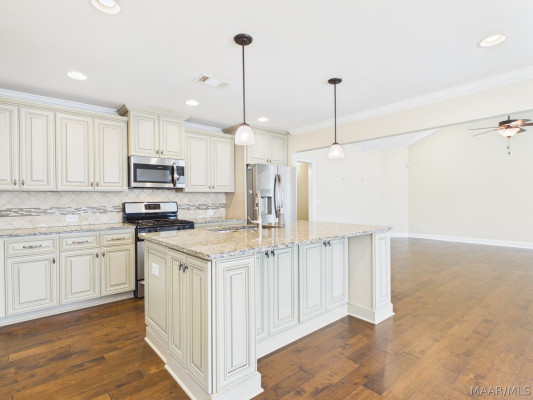 906 Delaney Drive