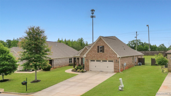 906 Delaney Drive