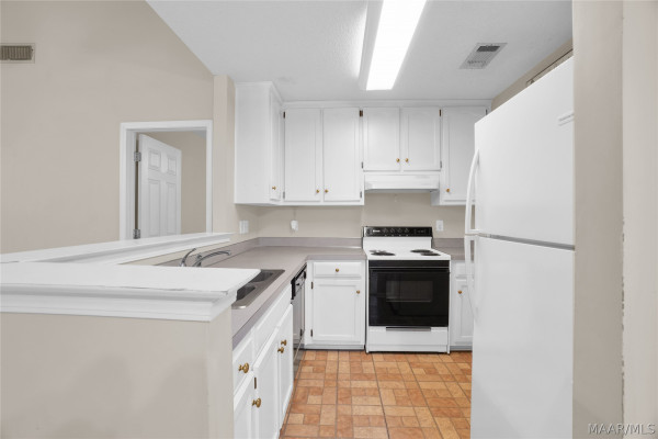 2736 Country Brook Drive