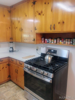 1127 Rosedale Drive