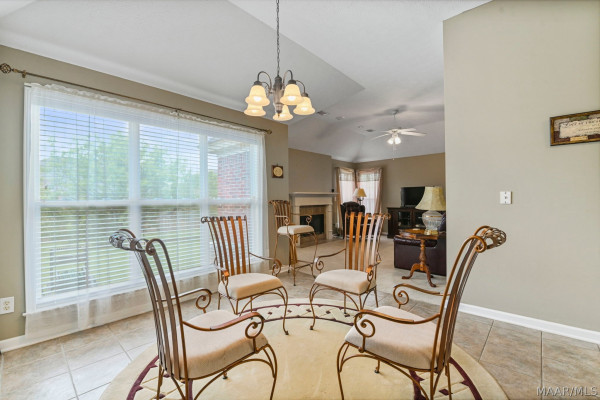 1249 AUTUMN Ridge