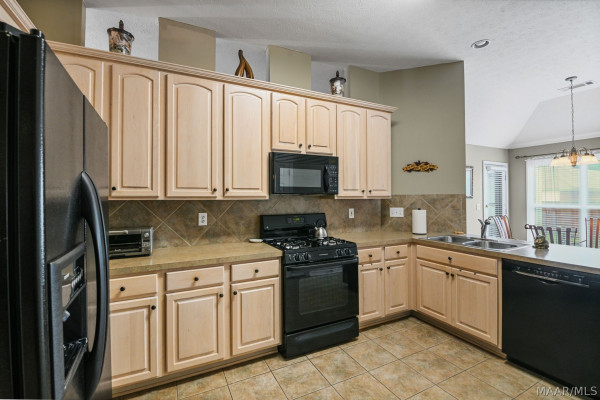 1249 AUTUMN Ridge