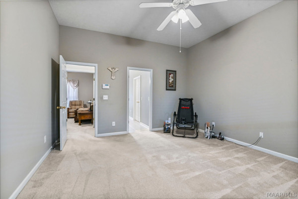 1249 AUTUMN Ridge