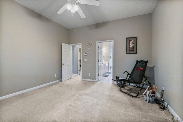 1249 AUTUMN Ridge