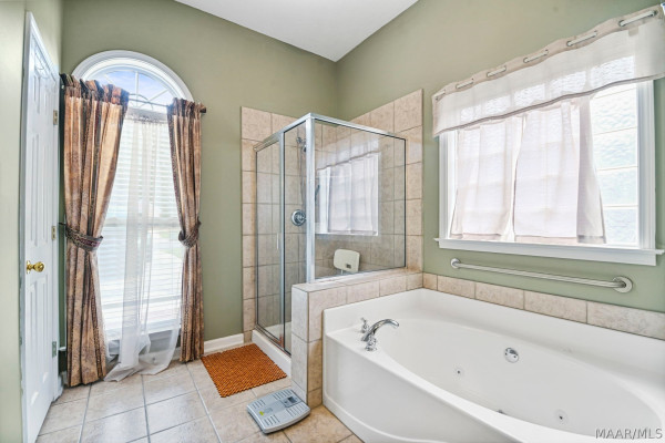 1249 AUTUMN Ridge