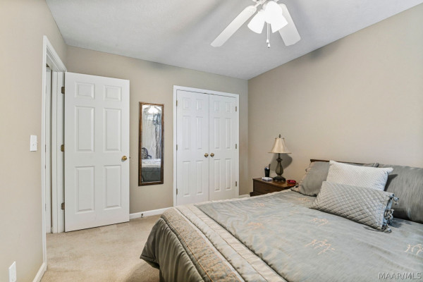 1249 AUTUMN Ridge