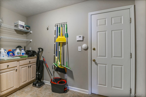 1249 AUTUMN Ridge