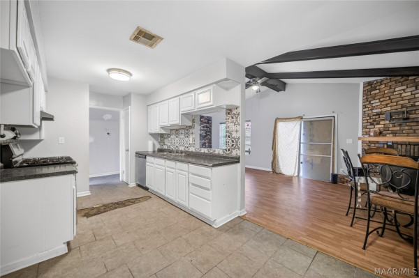 3633 Menlo Court
