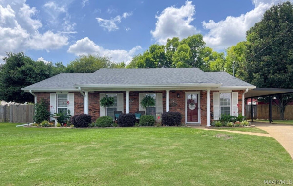 109 E Teri Court