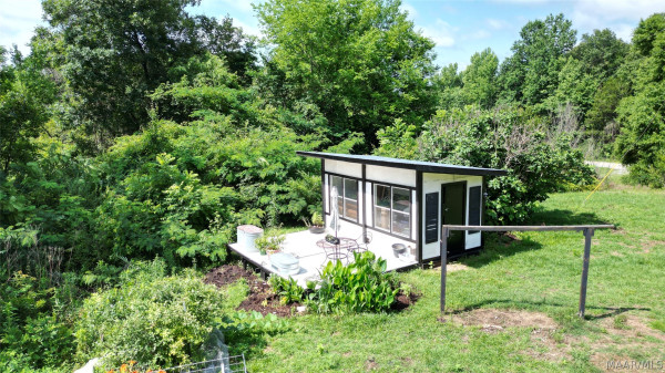 2852 County Road 85 .