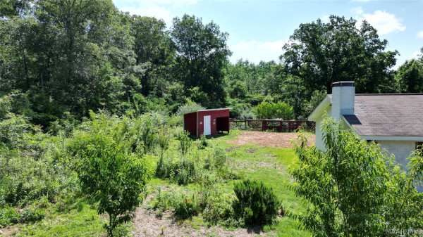2852 County Road 85 .