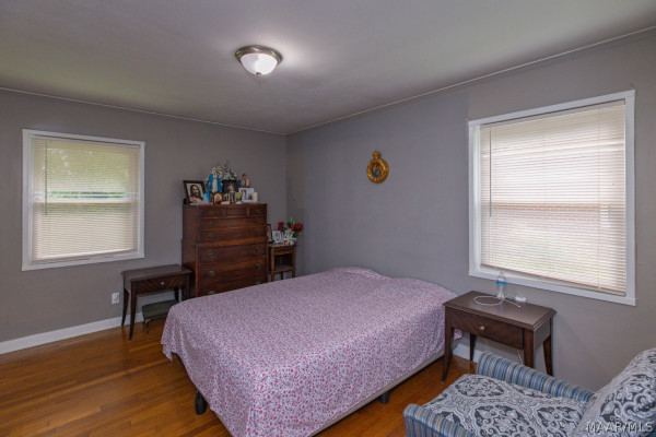 3637 WILLOW LANE Drive