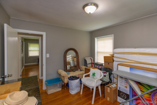 3637 WILLOW LANE Drive