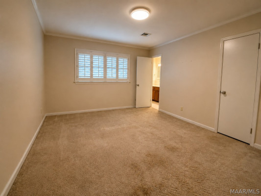 406 Arrowhead Drive