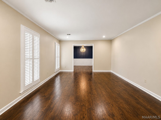 406 Arrowhead Drive