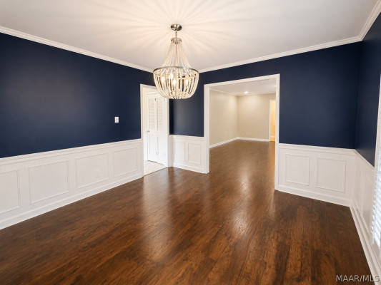 406 Arrowhead Drive