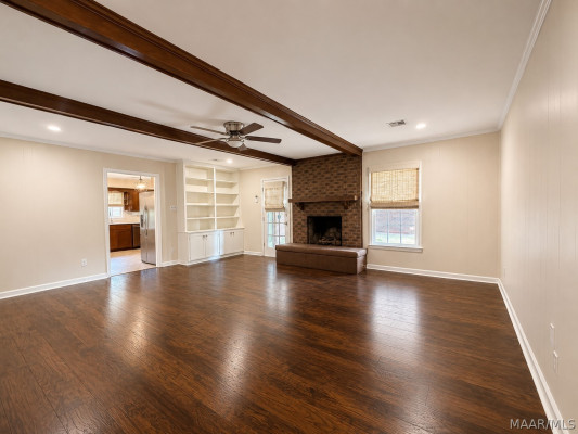 406 Arrowhead Drive