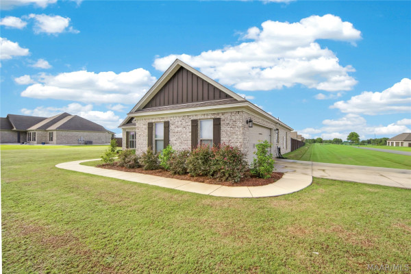419 Fern Road