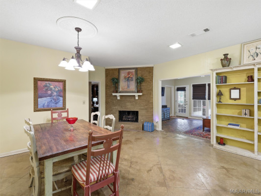 6606 Hollis Drive