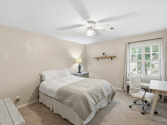 6606 Hollis Drive