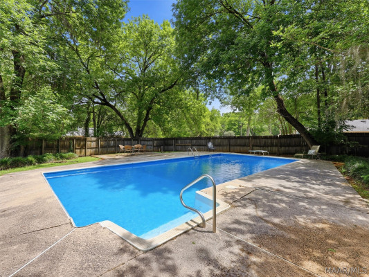 6606 Hollis Drive