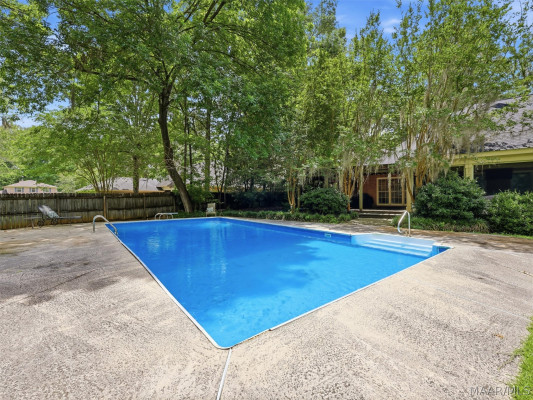 6606 Hollis Drive