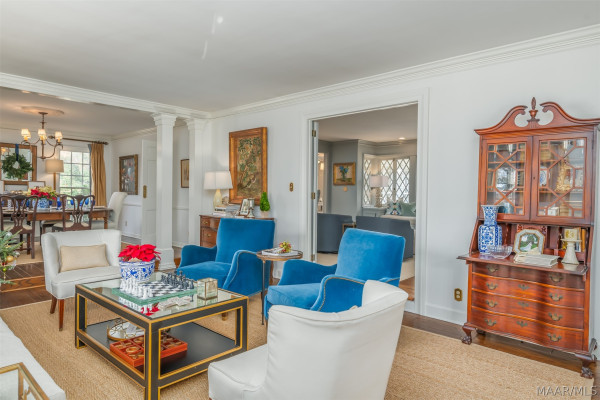 1803 Pineneedle Road