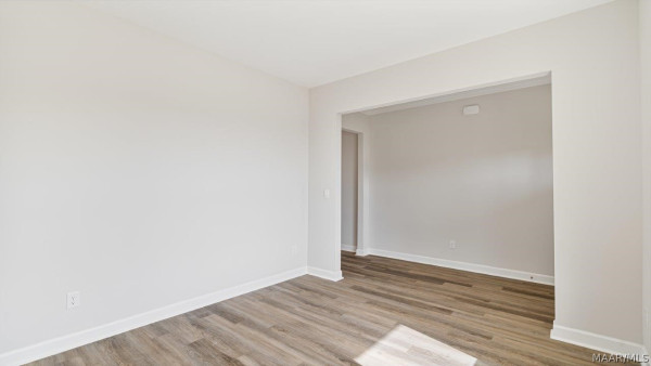 4824 Monarch Pass