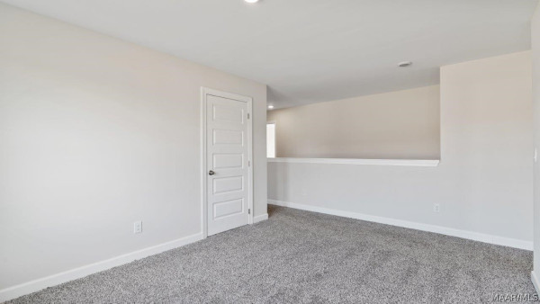 4824 Monarch Pass
