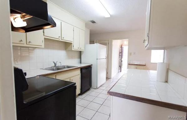 645 Groveland Drive