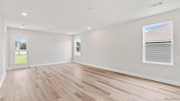 3118 Leo Lane