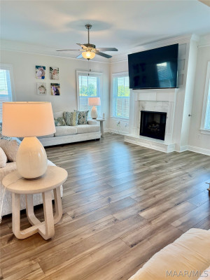 359 Midland Drive