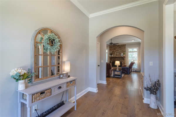800 Brookwood Drive