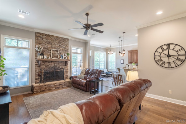 800 Brookwood Drive