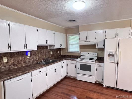429 FIELDBROOK Drive