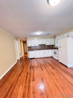 429 FIELDBROOK Drive