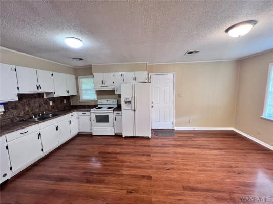 429 FIELDBROOK Drive
