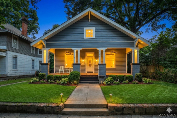 33 N CAPITOL Parkway