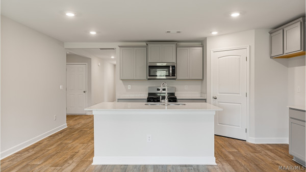 7346 Orange Blossom Way
