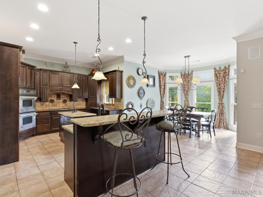 736 Keeneland Way