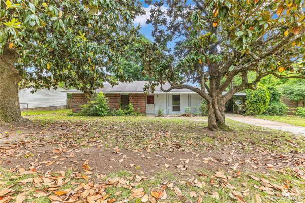 240 Clubview Drive