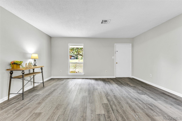 240 Clubview Drive