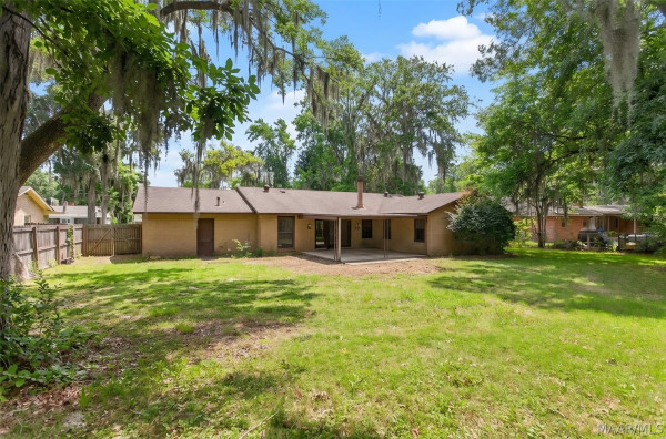 2807 Page Place