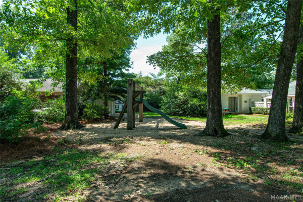 2050 Fernway Drive