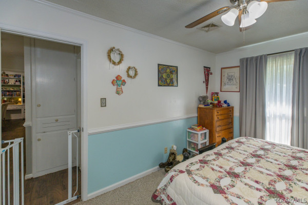 605 FRESNO Lane